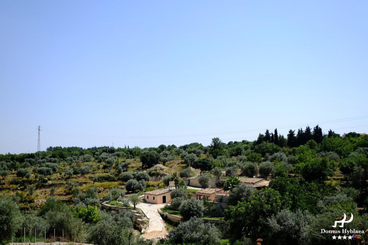 Domus Hyblaea Resort Палацоло Акрейде Екстериор снимка